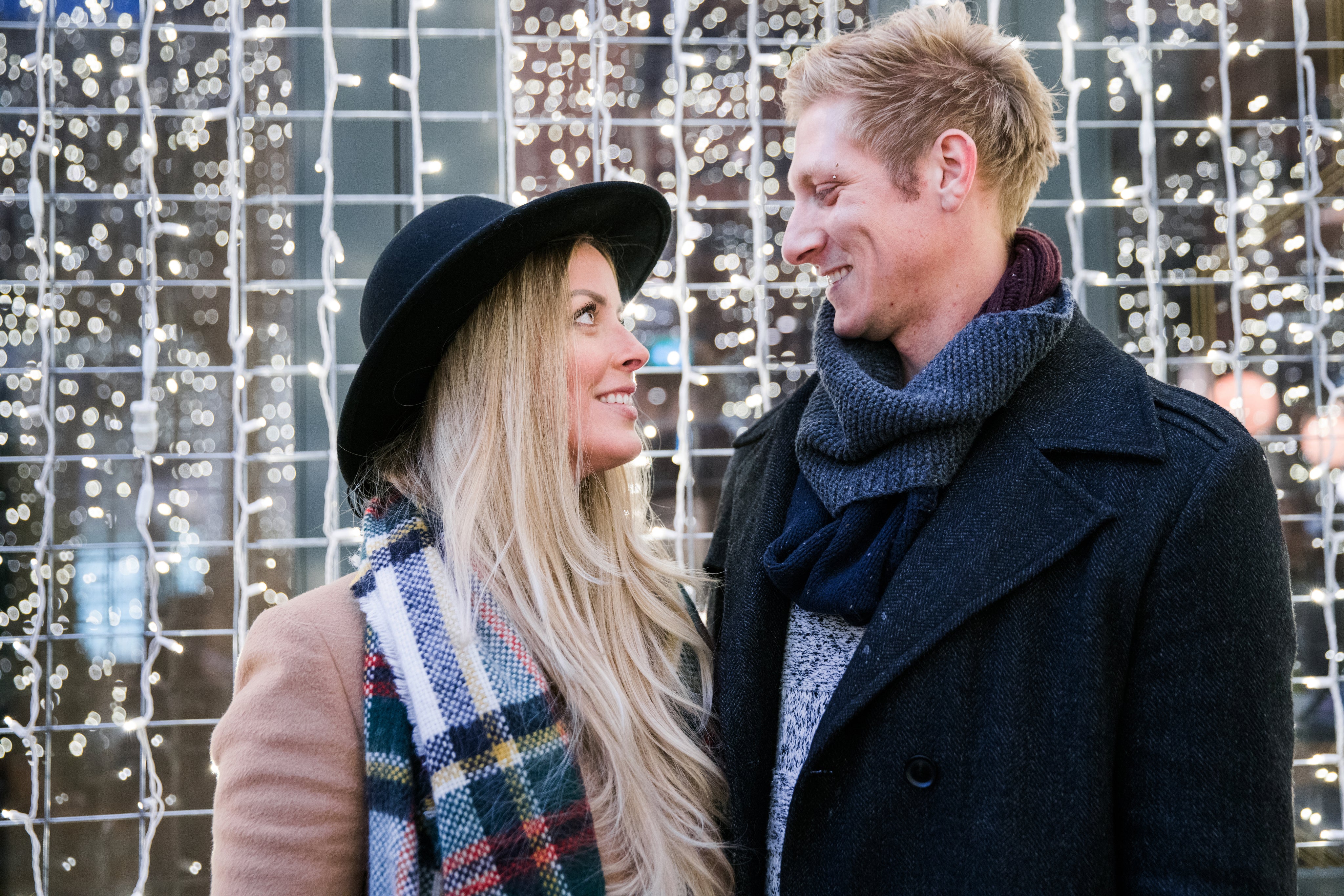 files/couple-gazing-in-front-of-holiday-lights.jpg